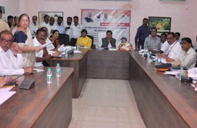 टिळकनगर परिसराची स्वच्छता तातडीने करण्याचे पालकमंत्री मंगल प्रभात लोढा यांचे निर्देश