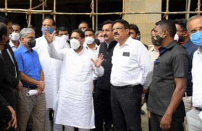 जिल्हा न्यायालय इमारतीचे बांधकाम डिसेंबरपूर्वी पूर्ण करा – पालकमंत्री डॉ. नितीन राऊत जिल्हा न्यायालय नवीन इमारतीच्या बांधकामाची पालकमंत्र्यांनी केली पाहणी