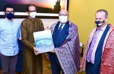 मुख्यमंत्री उद्धव ठाकरे यांची अमेरिकेचे राजदूत अतुल केशप यांनी घेतली सदिच्छा भेट