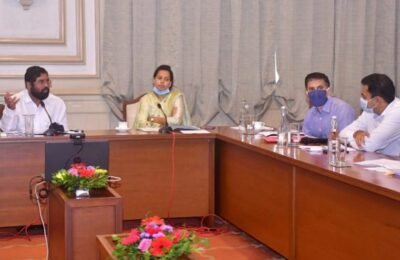 प्रकल्पग्रस्तांनी गरजेपोटी बांधलेली घरे नियमित करण्यासाठी घरांचे सर्वेक्षण करण्याचे नगरविकासमंत्री एकनाथ शिंदे यांचे निर्देश।   रायगड जिल्हाधिकाऱ्यांच्या माध्यमातून दोन महिन्यात पनवेल-उरण पट्ट्यात सर्वेक्षणाचे काम पूर्ण करण्याचे आदेश; प्रकल्पग्रस्तांची घरे कायम करणार, प्रकल्पग्रस्तांच्या नेत्यांना नगरविकासमंत्र्यांची ग्वाही