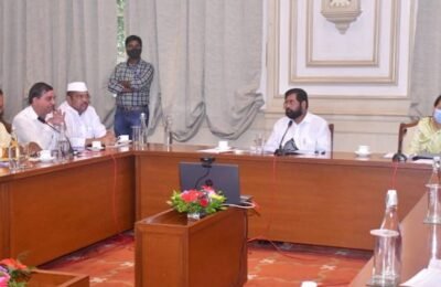 पनवेल महानगरपालिका क्षेत्रातील रहिवाशांची दुहेरी मालमत्ता कराच्या जाचातून होणार सुटका सिडको प्राधिकरणाकडून पुरवल्या जाणाऱ्या नागरी सेवा पुढील दोन महिन्यात पनवेल महानगरपालिकेकडे हस्तांतरित करण्याचे नगरविकास मंत्र्यांचे निर्देश