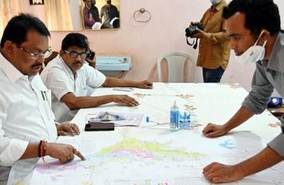 सावली, सिंदेवाही, ब्रम्हपुरी तालुक्यात ७५ हजार हेक्टर क्षेत्र सिंचनाखाली – पालकमंत्री गोसीखुर्द सिंचन विभागाचा आढावा