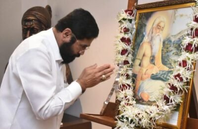 मुख्यमंत्री एकनाथ शिंदे यांचे महर्षी वाल्मिकी यांना जयंतीनिमित्त अभिवादन