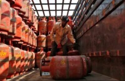 विद्युत केंद्राच्या गॅस पाईपलाईनवर रात्री घातपाताचा प्रयत्न उधळला ऑक्सिजन व एलपीजी सिलिंडरसह साहित्य जप्त, मोठा अनर्थ टळला