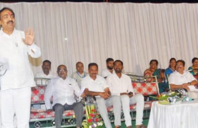 गावाचा सर्वांगीण विकास करण्यासाठी एकजुटीने काम करून विकास कामे घराघरापर्यंत‍ पोहोचवा – पालकमंत्री जयंत पाटील येत्या काळात जीवनातील महत्त्वाच्या निर्णयात आमूलाग्र बदल होऊन चांगल्या प्रकारची व्यवस्था दिसेल