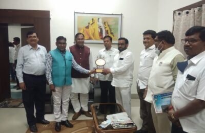 सेंट्रल कोलफील्ड लिमिटेड ,बी0 & के0 प्रक्षेत्र में पेंशन अदालत लगा जिसमे सी0 एम0 पी0 एफ0 के क्षेत्रीय आयुक्त विजय प्रसाद ,सी0सी0 एल0 महाप्रबन्धक