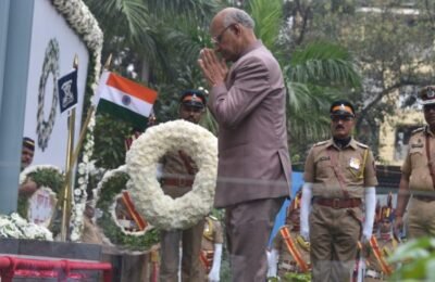 २६/११ च्या हल्ल्यातील शहिदांना राज्यपाल, मुख्यमंत्री, उपमुख्यमंत्र्यांची मानवंदना