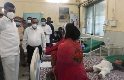 पालकमंत्री शंभूराज देसाई यांच्याकडून अपघातातील जखमींची विचारपूस
