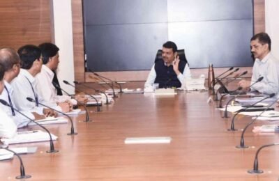 पुणे-नाशिक सेमी हायस्पीड रेल्वेसंदर्भात रेल्वेमंत्र्यांकडे पाठपुरावा करणार – उपमुख्यमंत्री देवेंद्र फडणवीस