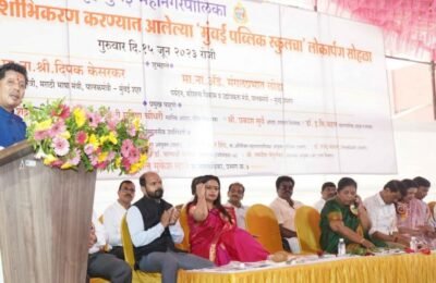 सर्व माध्यमांच्या शाळांमध्ये लवकरच ‘ज्युनिअर आणि सीनियर केजी’चे वर्ग – शालेय शिक्षणमंत्री दीपक केसरकर