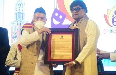 अशोक सराफ यांनी नाट्य-सिने क्षेत्रात एव्हरेस्ट सर केले : राज्यपाल भगत सिंह कोश्यारी 