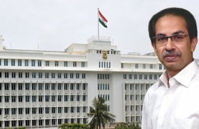 कोविड रुग्णसेवेसाठी राज्यातील सर्व शासकीय व पालिका महाविद्यालयातील निवासी डॉक्टरांना प्रत्येकी १ लाख २१ हजार रुपये मुख्यमंत्री उद्धव ठाकरे यांच्या निर्देशानंतर तातडीने शासन निर्णय जारी