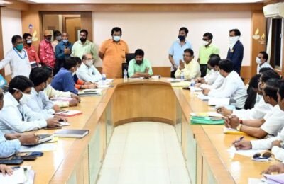 प्रकल्पग्रस्तांच्या तक्रारी समन्वयाने सोडवा – जलसंपदा राज्यमंत्री बच्चूभाऊ कडू