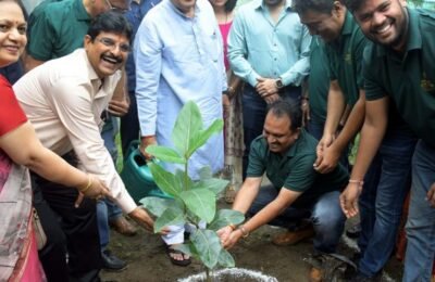 पावसाळ्यात वटवृक्षाची लागवड करा – केंद्रीय मंत्री नितीन गडकरी ‘मिशन बिलियन बनियन’चा थाटात प्रारंभ