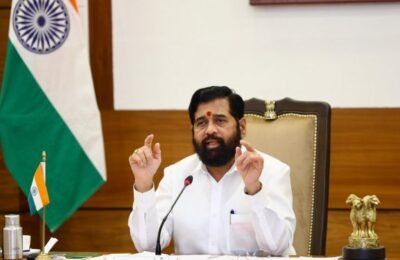 गडचिरोली जिल्हा नक्षलमुक्त करण्याचा  निर्धार- मुख्यमंत्री एकनाथ शिंदे गडचिरोली पोलिसांच्या कारवाईत १२ माओवादी ठार; मुख्यमंत्र्यांकडून गडचिरोली पोलिसांचे विशेष कौतुक