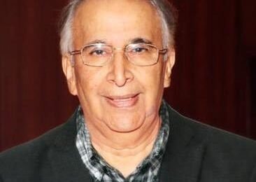 सुभाष दांडेकर यांच्या निधनाने नव्या पिढीचा मार्गदर्शक हरपला उपमुख्यमंत्री देवेंद्र फडणवीस यांनी वाहिली श्रद्धांजली