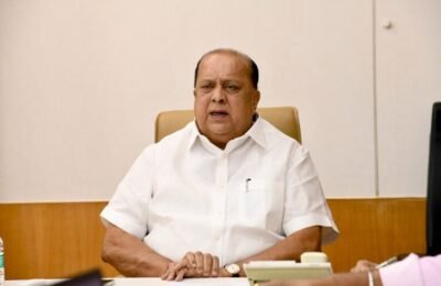 रुग्णसेवेचा विचार करून डॉक्टरांनी संप मागे घ्यावा वैद्यकीय शिक्षण मंत्री हसन मुश्रीफ यांचे आवाहन