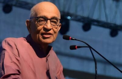 माजी न्यायमूर्ती नरेंद्र चपळगावकर यांच्या निधनाने परखड भाष्यकार, कृतीशील विचारवंत हरपला – उपमुख्यमंत्री अजित पवार उपमुख्यमंत्री अजित पवार यांची आदरांजली