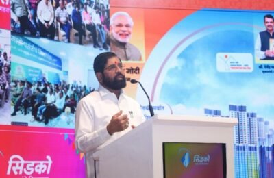 ‘सिडको’चे हक्काचे घर मिळालेले भाग्यशाली -उपमुख्यमंत्री एकनाथ शिंदे ‘माझ्या पसंतीचे सिडको घर’ लॉटरीची ई-सोडत; विजेत्यांचे उपमुख्यमंत्र्यांकडून अभिनंदन