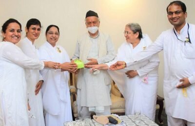 राज्यपालांचे रक्षाबंधन