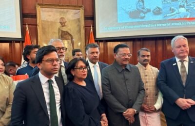 मंत्री संजय शिरसाट यांच्याकडून पहलगाम हल्ल्यातील मृत पर्यटकांना श्रद्धांजली