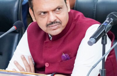गणेशभक्तांसाठी यंदा रेल्वेच्या ३६७ जादा फेऱ्या मुख्यमंत्री देवेंद्र फडणवीस यांनी मानले केंद्राचे आभार