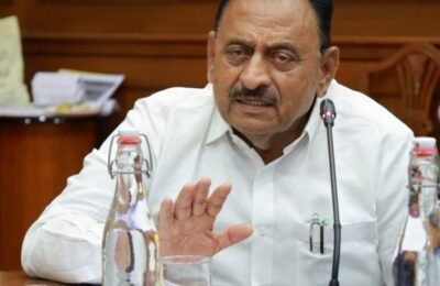 दुष्काळी परिस्थिती घोषित केलेल्या २६५ तालुक्यांतील पीक कर्जाचे मध्यम मुदतीच्या कर्जात पुनर्गठन; वसुलीलाही स्थगिती – मंत्री बाबासाहेब पाटील