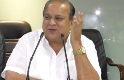 राज्यात असंघटित वाहनचालकांसाठी कल्याणकारी मंडळ स्थापन करण्यास तत्वत: मंजुरी – कामगार मंत्री हसन मुश्रीफ