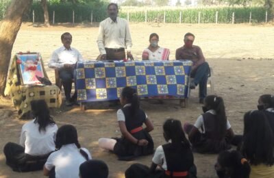 *राजे धर्म राव  हायस्कूल अडपल्ली येथे जागतिक महिला दिन संपन्न*  राजे धर्मराव हायस्कूल अडपल्ली माल येथे  जागतिक महिला दिन कार्यक्रम संपन्न