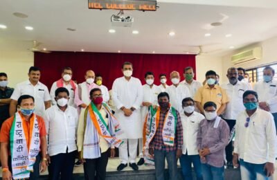 *सांसद पटेल ने की भंडारा नगर परिषद क्षेत्र के पदाधिकारीयो से चर्चा*