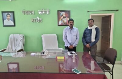 डॉ पं दे राष्ट्रिय शिक्षक परिषद सावनेर तालुका अध्यक्ष योगेश कडू यांनी घेतली नरखेड पं समिती उपसभापती वैभव दळवी यांची भेट