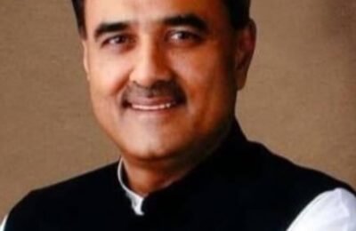 *कोरोनाच्या लढ्यासाठी औषध, इंजेक्शन, व्हॅटींलेटरचा पुरवठा करा*:–खासदार प्रफुल्ल भाई पटेल