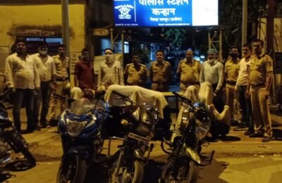 कन्हान पोलीसांनी कांद्री ला धाड मारून जुगार पकडला. दहा आरोपीना पकडुन ३,७५, ३६० रूपयांचा मुद्देमाल जप्त.