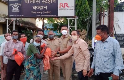 तेजस संस्था व्दारे कन्हान व सत्रापुर ला गरजु ना  अन्नदान केले.    तेजस बहुउद्देशीय संस्था कामठी चा सेवाभावी कौतुकास्पद उपक्रम.