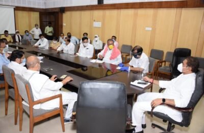 रब्बीतील धान खरेदीला त्वरित सुरुवात करा.-  प्रफुल पटेल :   धानाची भरडाईसाठी युध्द पातळीवर उचल करावी.