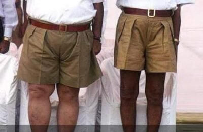 .हे गडकरी आता शहाणपणा शिकवायला निघाले??  – प्रदीप चौधरी यांनी व्यक्त केले विचार.  – ऑक्सिजन पुरवठ्याची अक्कल  उशिरा का❓ — बहुजनांनी काहीतरी बोध घेतला पाहिजे.  — हाप पॅंटवाले गडकरी देशाच्या विकासासाठी बाधक.?