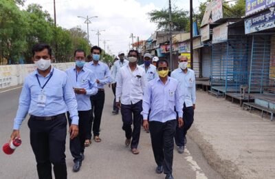 सिल्लोड नगर परिषदेच्यावतीने गर्दी न करण्याचे लोकांना सूचना