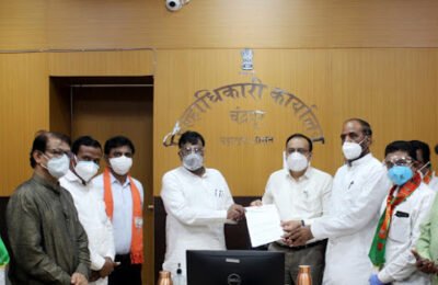 ओबीसी समाजाच्‍या हक्‍कासाठी भाजपाचा लढा सुरूच राहणार – आ. सुधीर मुनगंटीवार महाविकास आघाडी सरकारच्‍या विरोधात भाजपाचे आक्रोश आंदोलन भाजपा कार्यकर्त्‍यांनी वाहिली लोकनेते गोपीनाथ मुंडे यांना श्रध्‍दांजली