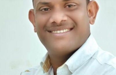 जि.प.अध्यक्ष कंकडालवार यांचे प्रयत्नामुळेच उन्हाळी धान खरेदी केंद्रांची शुभारंभ     जिल्हाधिकारी व उपप्रादेशिक व्यवस्थापकांशी केलेलं पाठपुराव्याला आलंय यश.        रस्त्यावर उतरण्याचाही दिला होता इशारा