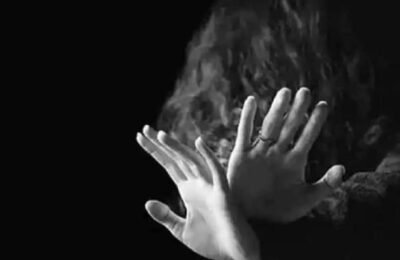 मुंबईतील 12 हायप्रोफाईल महिलांना अस जाळ्यात ओढलं की, त्या महिलांना ते शेवटी समजलं