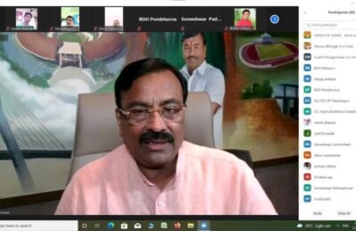 २०१९ च्‍या अतिवृष्‍टीतील लाभार्थ्‍यांना तातडीने घरे मंजुर करा – आ. सुधीर मुनगंटीवार