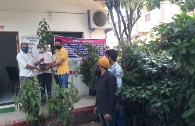 पर्यावरण  संतुलनासाठी  आता वृक्षदान  चळवळ