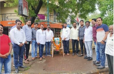 महात्मा गांधी के विचारोको युवा वर्ग अध्यन करे,,,,,शेख़ अयाज़