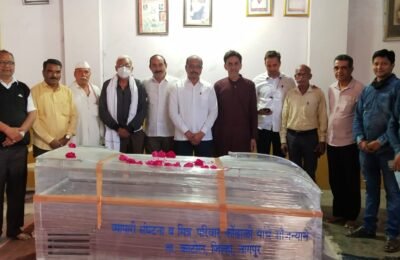 कोंढाळी येते शीत शव पेटी उपलब्ध कोंढाळी व्यापारी संघटने कडून नवीन शीत शव पेटी ची खरेदी