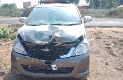 केरडी बस स्टाप जवळ इनोवा वाहनाची दुचाकीला धडकेत युवका चा मृत्यु