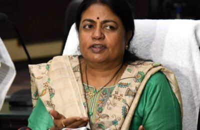जात, वास्तव्य, राष्ट्रीयत्व व इतर प्रमाणपत्रासाठी  मुद्रांक शुल्क आवश्यक नाही   – जिल्हाधिकारी आर. विमला