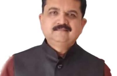 महाराष्ट्रात ओबीसींना स्थानिक स्वराज्य संस्थांमध्ये 27 टक्के पर्यंत राजकीय आरक्षण मिळाल्याबद्दल सर्वोच्च न्यायालय, आघाडी सरकार व युती सरकारचे अभिनंदन तर गडचिरोली जिल्ह्यात शून्य टक्के आरक्षणाबाबत तीव्र नाराजी