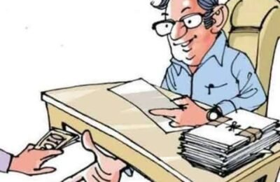 लाच स्विकारताना बांधकाम विभागाचा अभियंता रंगेहाथ अटक.