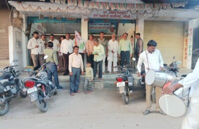 अडबाले च्या विजयानंतर कोंढाळी त जल्लोष