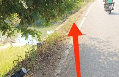 आदिवासी क्षेत्र विकास से वंचित-  सडक-शिक्षा क्षेत्र प्रभावीत खापा-नांदोरा   जोड सडक मार्ग पर गढ्ढों का राज आदिवासी आंचल के सड़क मार्ग दुर्लक्षित लोक निर्माण अधिकारीयों कि दुर्लक्षता (ग्राम पंचायत  -जिला परिषद से लेकर महामहीम राष्ट्रपती तक आदिवासीमुल के फिर आदिवासीयों के सर्वांगीण विकास योजना आदिवासीयों से कोसो दुर